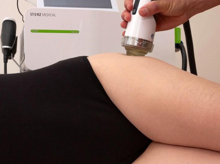 এভিএন(AVN) বা অ‍্যাভাসকুলার নেক্রোসিস অফ হিপ জয়েন্ট।